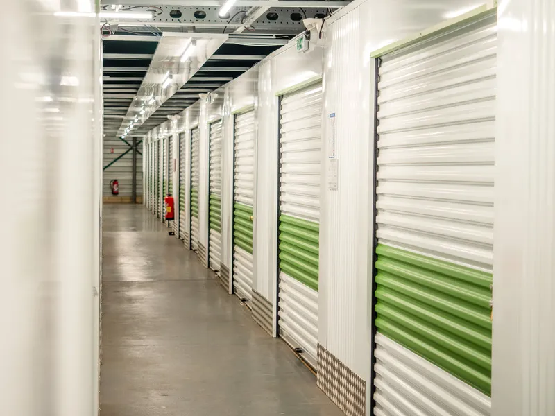 Couloir de box de stockage à Carvin