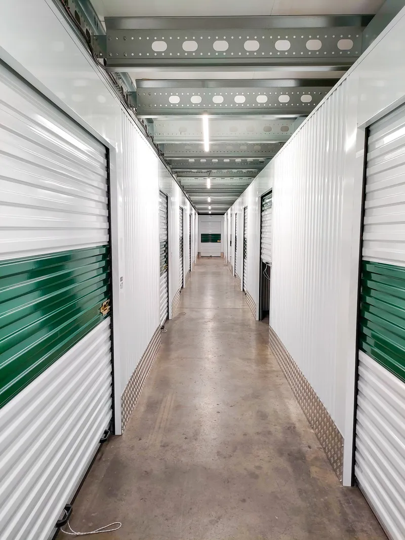 Couloir de box de stockage à Lille-Armentières